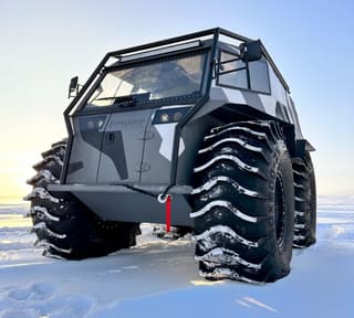 Cyber-Forms, Extra Seats, Cruise Control - What's Inside the Refined Russian All-Terrain Vehicle "Triumph"