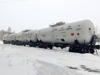 "Uralcryomash" suministró vagones cisterna para el transporte de combustible a Vostochny