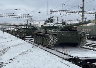 Reinforced New Armor, Laser Rangefinder Sight - What's Inside and Out of the Russian Upgraded T-72B3M Tank