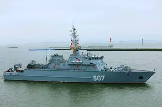 Surpasses Foreign Counterparts: "Alexander Obukhov" Minesweeper Neutralizes All Mines