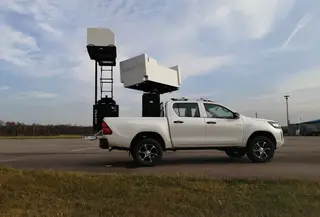 "Rosoboronexport" presentó el nuevo complejo ruso para combatir mini-drones "Repelente-Patrulla"