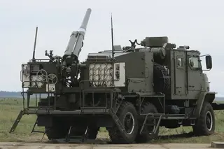 Ataque de fuego, cambio de posición en segundos, autodestrucción: de lo que es capaz el cañón autopropulsado ruso "Floks"