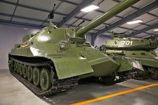В России отреставрируют и поставят на ход советский супертанк ИС-7