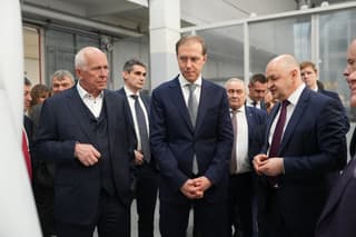 Manturov inspected the production of PD-14, PD-8 and PD-35 engines for Russian aircraft at "Salyut"
