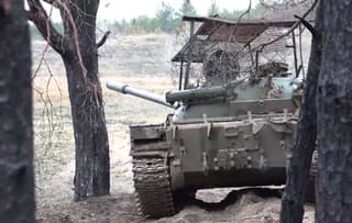«Невидимый» российский танк Т-62 восхитил польских журналиcтов