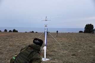 Militares rusos reciben el dron kamikaze "Strela", que se puede lanzar sin catapulta