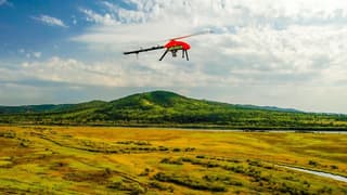 Montaje en solitario en 15 minutos: "Kalashnikov" mostró el nuevo UAV "Alfa-E"