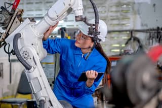 More than 800 Billion Rubles Missing: Experts Assess the Industrial Robot Industry in Russia