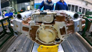 Aumentan en un 20% la producción de motores para vehículos blindados en Rusia