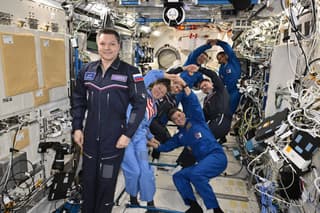 1000 дней в космосе: российский космонавт Олег Кононенко — первый в мире, кто это смог