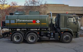 Alimenta de combustible a la técnica: un punto móvil de reabastecimiento de combustible desarrollado para el ejército ruso