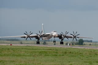 Part of the Russian Nuclear Triad: The Fastest Tu-95MS Missile Carrier Practiced In-Flight Refueling in the Far East