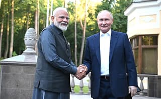 Las transferencias de dinero entre Rusia, India e Irán serán más fáciles y rápidas