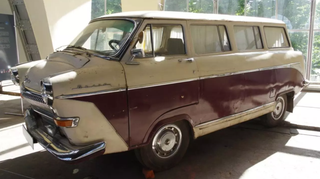 Un microbús único RAF "Afalina" puesto a la venta en Rusia