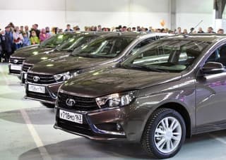LADA Vesta no se ensambla desde hace tres días
