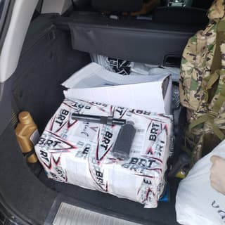 Militares rusos armados con "Dronoboys" para combatir drones enemigos