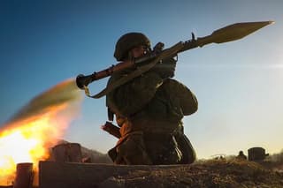 Самый хитрый убийца танков: российский РПГ-30 «Крюк» не оставит шансов бронетехнике врага