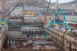 Adelantándose al cronograma: Rosatom completó el hormigonado de la losa de cimentación de la estación de bombeo en la central nuclear "Akkuyu"