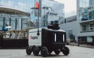 Los robots mensajeros de Yandex ahora entregan pedidos de Pyaterochka