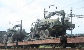 Белоруссия перебрасывает военную технику в Россию: ракетчики двух стран проведут учения в Астраханской области