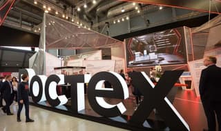 Rostec mostró imágenes únicas de la producción de equipos eléctricos para vehículos militares