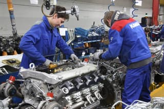 Потрачено 144 млн рублей: КАМАЗ в ходе отпуска модернизировал оборудование