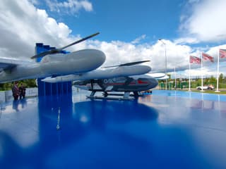 Доставит до 300 кг на 500 км: Ростех представил уникальный беспилотный самолет С-76