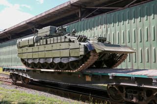 Лучший армейский эвакуатор: танковый тягач БРЭМ-1М превратился в бронированную крепость