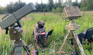 Убивает все известные дроны наповал: переносную РЛС «Репейник» разработали в России