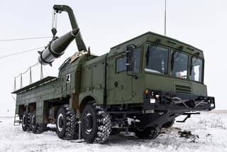 Самое опасное оружие России: зрелищные кадры боевой работы ОТРК «Искандер-М»