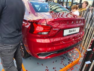 Los familiares LADA Iskra entraron en la línea de montaje