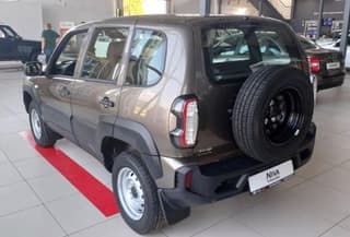 Comienzan las ventas del LADA Niva Travel en color "Coriandro"