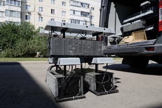Autobuses y vehículos municipales de Bélgorod reciben equipos de guerra electrónica