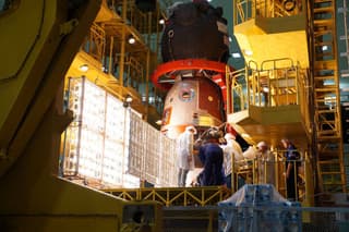 La "Soyuz MS-26" en Baikonur probada con un "Sol artificial"