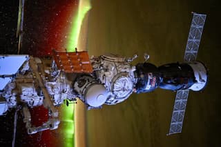 Elon Musk says Russia can help return astronauts stuck on the ISS to Earth