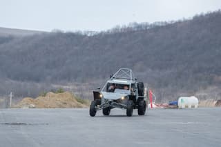 En Rusia se desplegará la producción en serie del buggy "Chaborz M-4"