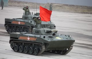 Ростех отправил в армию России партию БМП-3 и БМД-4М с индивидуальными станциями РЭБ