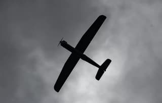 Los sistemas de guerra electrónica (EW) no pueden con ellos: los drones de fibra óptica más nuevos llegan al ejército ruso