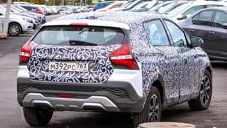 En Togliatti se ha visto un prototipo de LADA Iskra con un camuflaje mínimo
