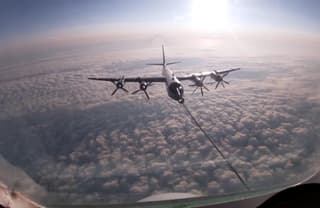 Japón levanta cazas al aire debido al vuelo de un avión antisubmarino ruso Tu-142