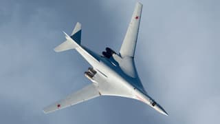 Грозный «Белый лебедь»: Ту-160 — легендарный стратегический бомбардировщик России