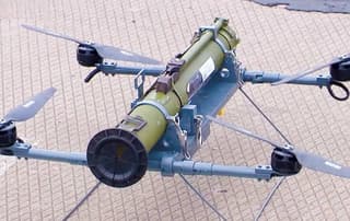 Потомок легендарной «Мухи», прожигающий броню танка Abrams: РПГ-26 стал летающим