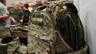 В компании «БронеЁж» создали бронежилет для женщин