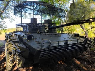 Aparecieron imágenes raras de los nuevos BMD-4M con el módulo de combate "Bajcha-U"