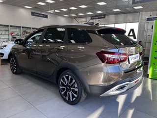 LADA Vesta с новыми опциями появилась у российских автодилеров