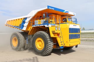 Кооперация по-братски: Коломенский завод отправил в Белоруссию двигатели для самосвалов БЕЛАЗ-75304