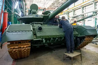 Россия создает новое вооружение с учетом уязвимости техники НАТО