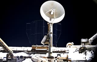 Корабль Crew Dragon с космонавтом Роскосмоса Александром Гребёнкиным отчалил от МКС