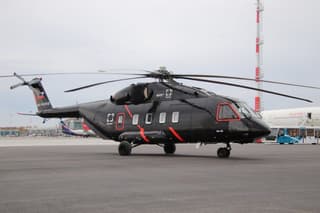 El "Avión Presidencial" para Lukashenko: el presidente de Bielorrusia inspeccionó la versión "de lujo" del helicóptero Mi-38