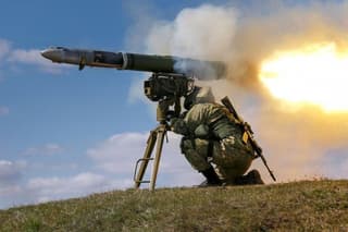 Superará a Challenger, Leopard-2A5 y M1A1 AIMv2: el dúo de ATGM "Kornet" con mira "Sodema" será el antídoto contra los tanques occidentales